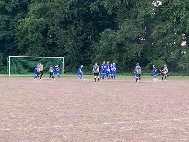 Flutlichtspiel SG Holsen-Schnathorst gg. OTSV Oldendorf endet bei staubender Asche 1:1